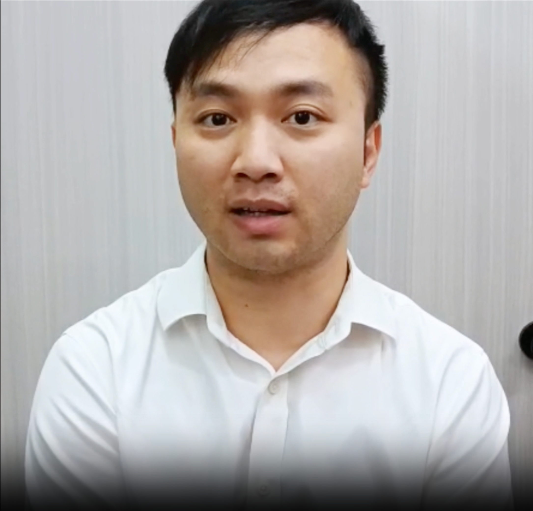 載入影片: